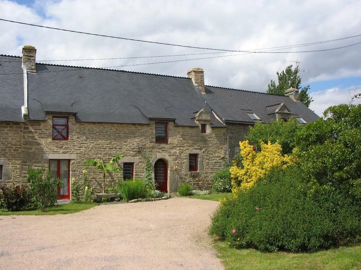 Holiday home Gites Du Roheran Malansac